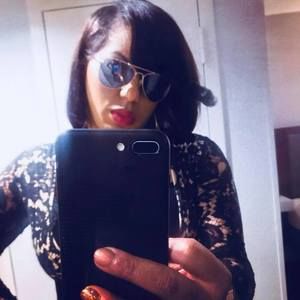 Meet your Posher, Cece